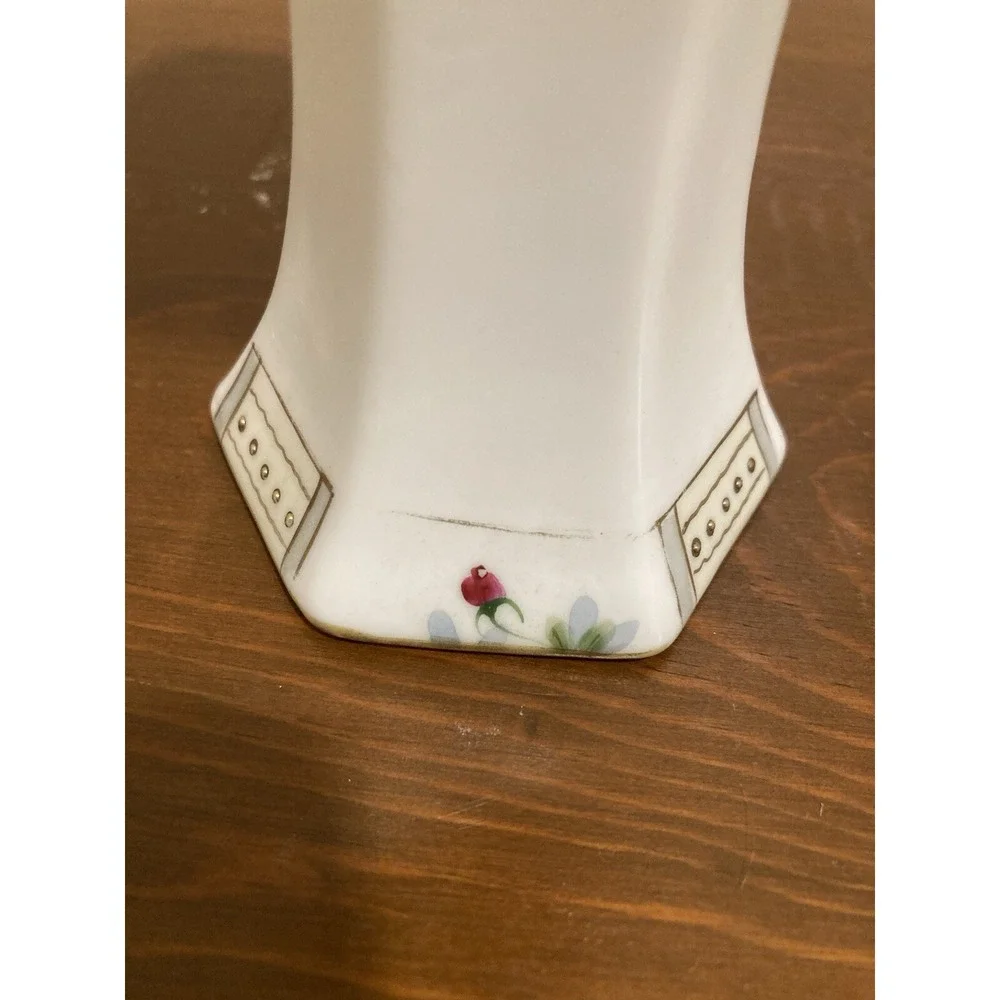 Vintage Hand Painted Porcelain Floral‎ Bud Vase Gold Gilt Moriage Hexagonal 6
